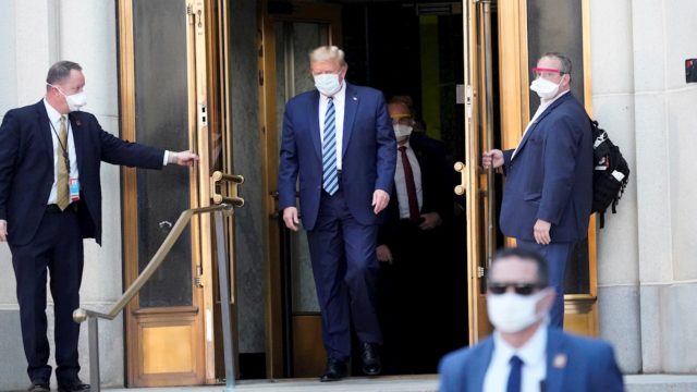 ¿En qué consiste el coctel experimental que se tomó Trump contra el covid-19?