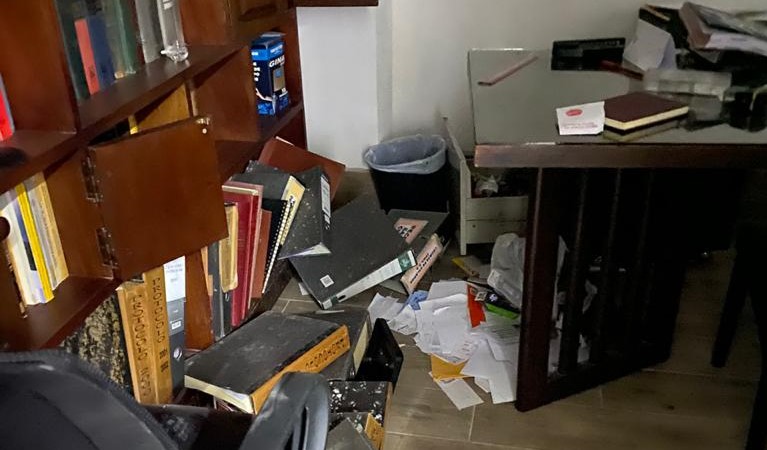 Presidente del IGSS dice que robo en oficinas de empresa familiar no es delincuencia común y exige protección