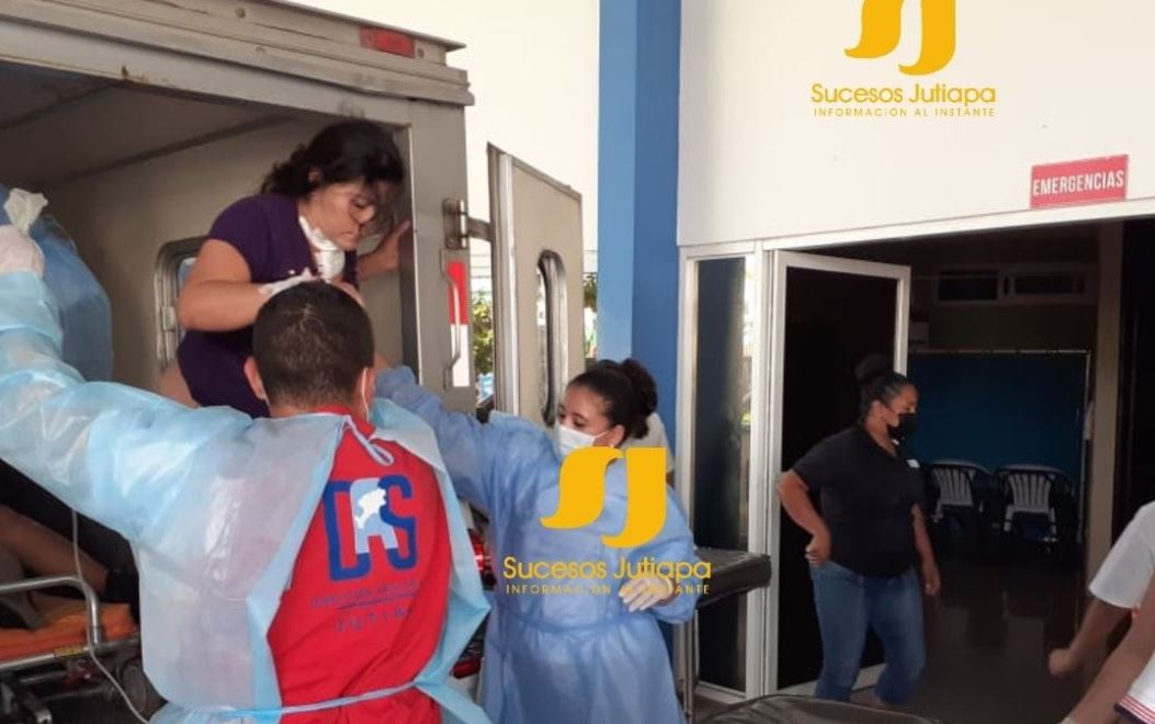 Emboscados: una niña y tres adultos mueren en ataque armado en un bus de Jutiapa