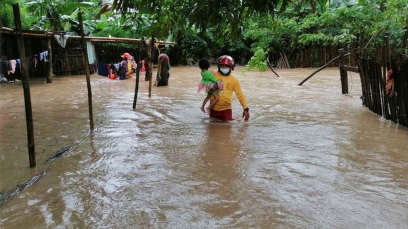 Eta, el huracán de categoría 4 que amenaza a Nicaragua y Honduras con “vientos catastróficos” y obliga a evacuar zonas de riesgo