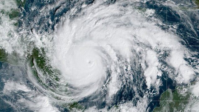 Huracán Iota, la “bomba” que amenaza a Centroamérica con “vientos extremos y una marea potencialmente mortal”