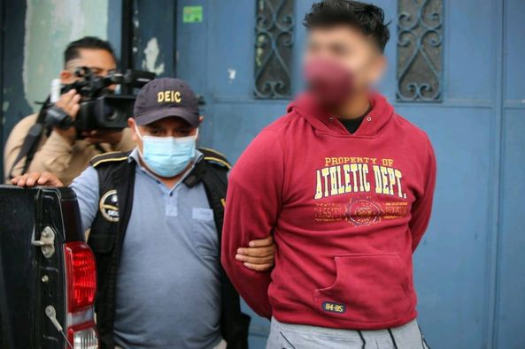 ¿Cómo roban y estafan en menos de 24 horas los integrantes de esta banda de robacarros?