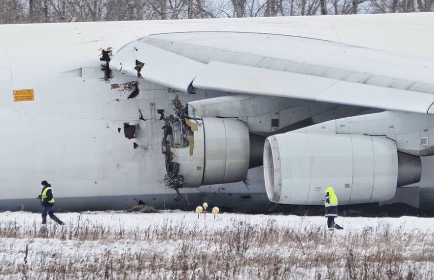 Videos y fotos: Así fue el aterrizaje de emergencia que hizo un avión de transporte en Siberia