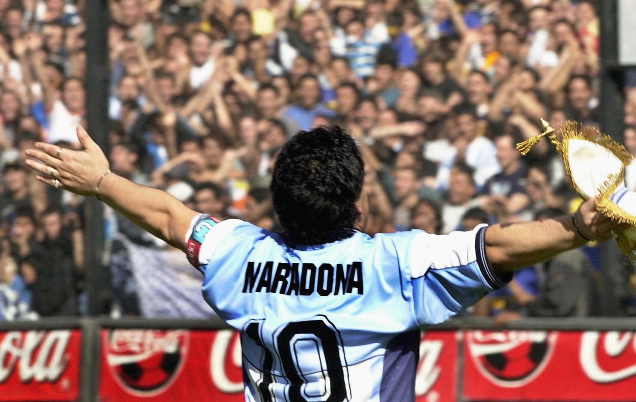 Maradona y los valiosos tesoros que permanecen en un contenedor que todo fanático quisiera tener