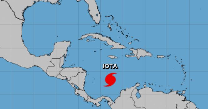 Iota se fortalece a huracán categoría 2 y sus efectos en Guatemala comenzarán mañana lunes