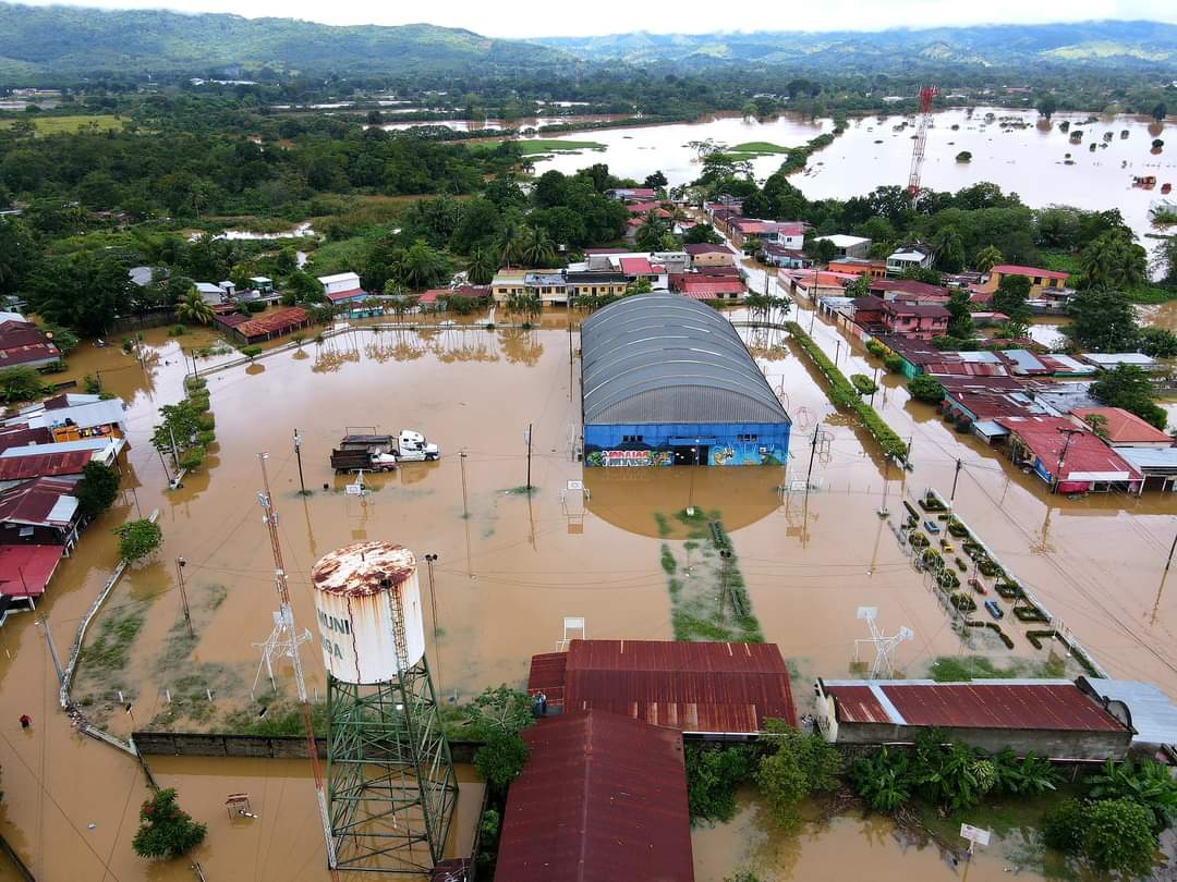 Hay miles de damnificados por las tormentas Eta e Iota.