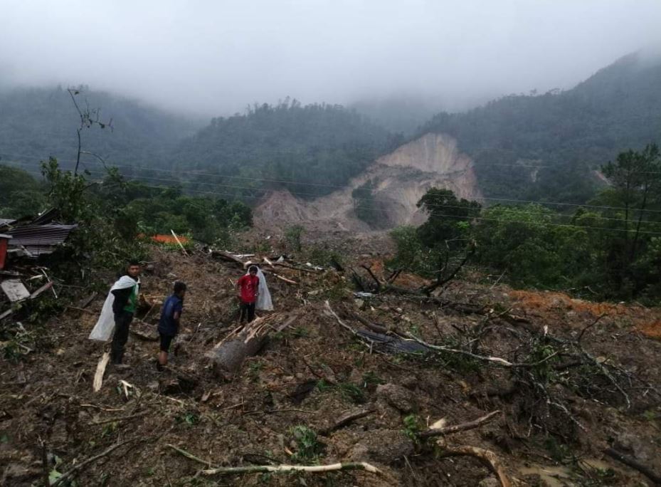 Temen más derrumbes en cerros de Quejá pues siguen los retumbos, dice alcalde de San Cristóbal Verapaz