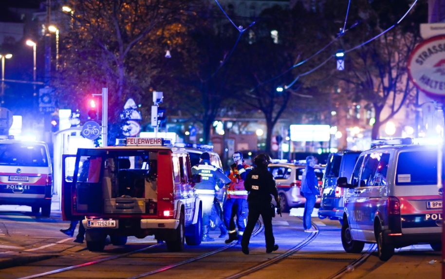 Atentado cerca de sinagoga de Viena, Austria, deja muertos y varios heridos