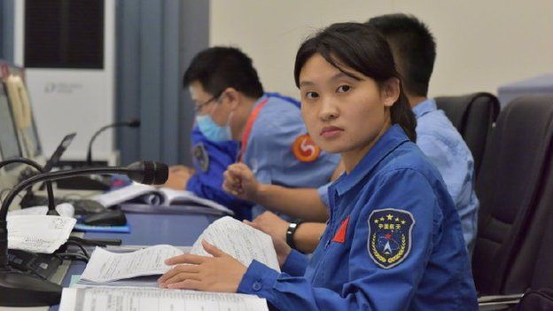 Misión china a la Luna: quién es Zhou Chengyu, la nueva heroína espacial de China (y qué tiene que ver con la “diosa de la Luna”)