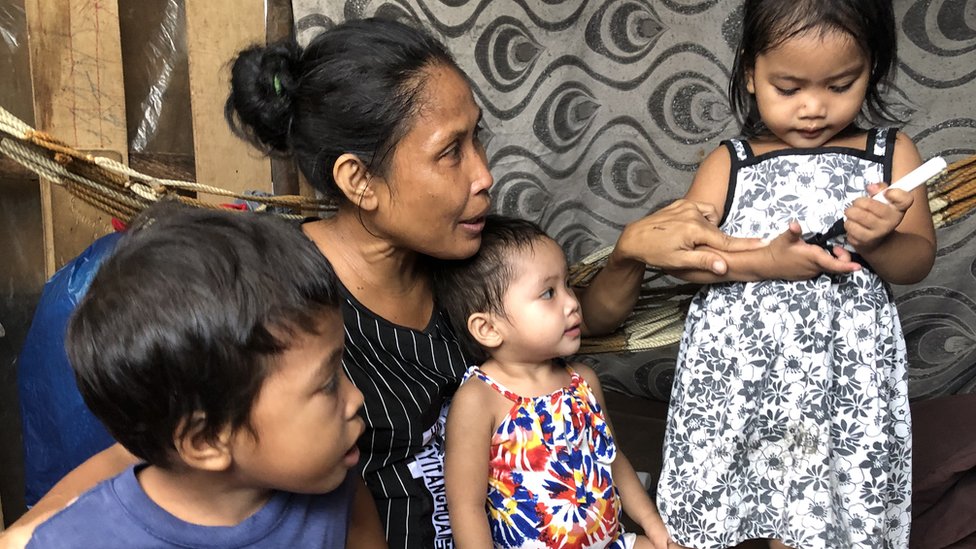 Pandemia de coronavirus en Filipinas: la ola de embarazos no planificados desatada en uno de los confinamientos más estrictos del mundo