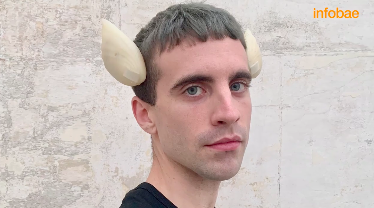 Transhumanismo: el hombre que no se sentía 100% humano y se implantó dos aletas en el cráneo