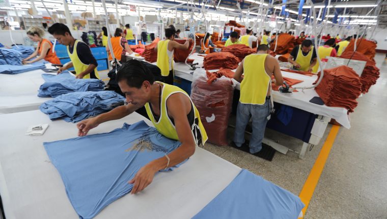 El salario mínimo 2021 en Guatemala no tendrá aumento y así lo justifica el gobierno