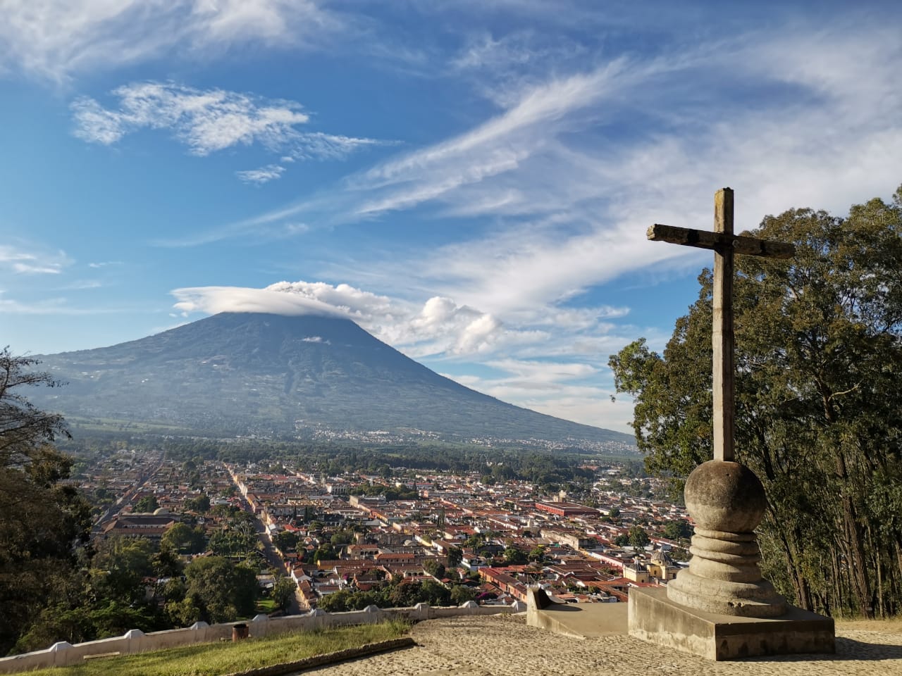 ¿En qué consisten las nuevas restricciones en Antigua Guatemala para prevenir el coronavirus?