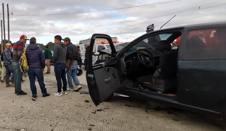 Dos vehículos chocan en Zaragoza y cuatro personas resultan heridas