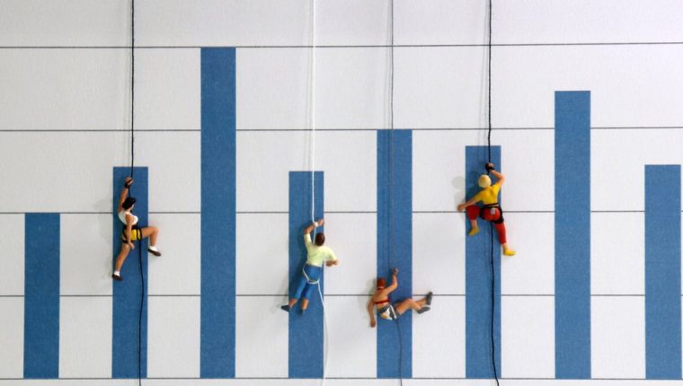 El daño que sufren de por vida quienes comienzan a trabajar en tiempos de crisis
