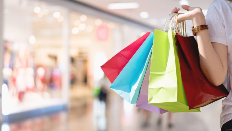 “Un año sin hacer compras”, el desafío que pone a prueba tu consumismo