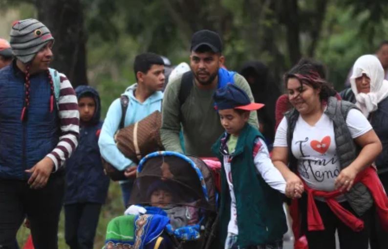 Guatemala buscará acercamientos con funcionarios estadounidenses para conocer el tema del TPS y por los efectos de la tormentas