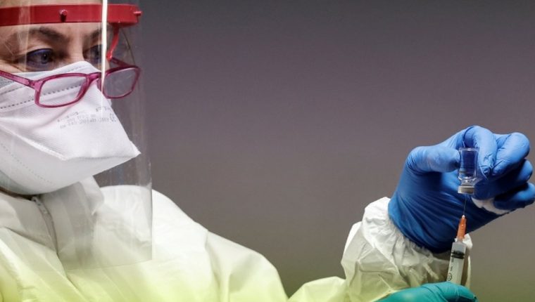 Coronavirus: 6 preguntas sobre Covax, el plan global para distribuir la vacuna entre los países pobres