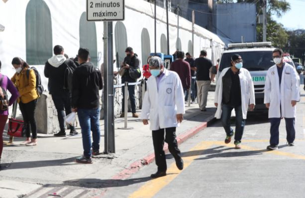 Guatemala supera los mil casos de covid-19 en las últimas horas y se reportan otros 37 decesos