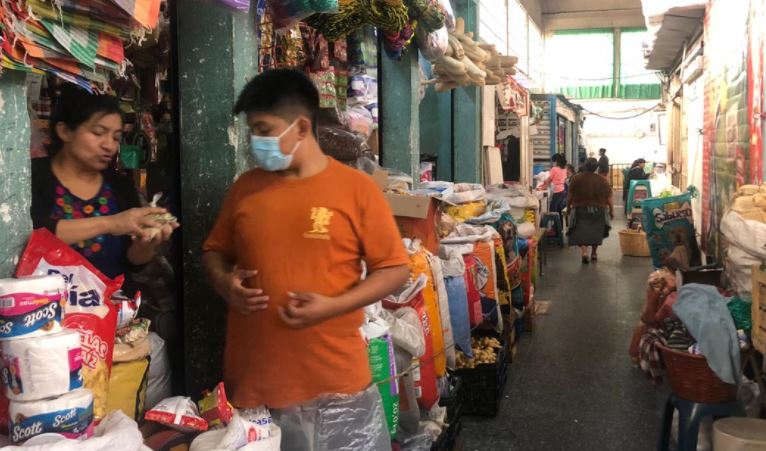 Inquilinos de mercados afirman que hay población escéptica que se niega a cumplir los protocolos para prevenir el covid-19