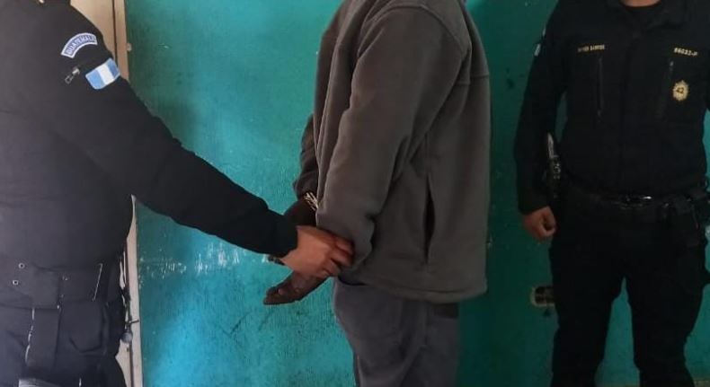 Detenido piloto de bus extraurbano por incumplir con medidas de prevención por el covid-19