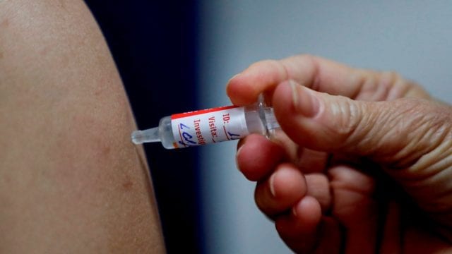 Brasil identifica por qué es más contagiosa la cepa británica de covid-19