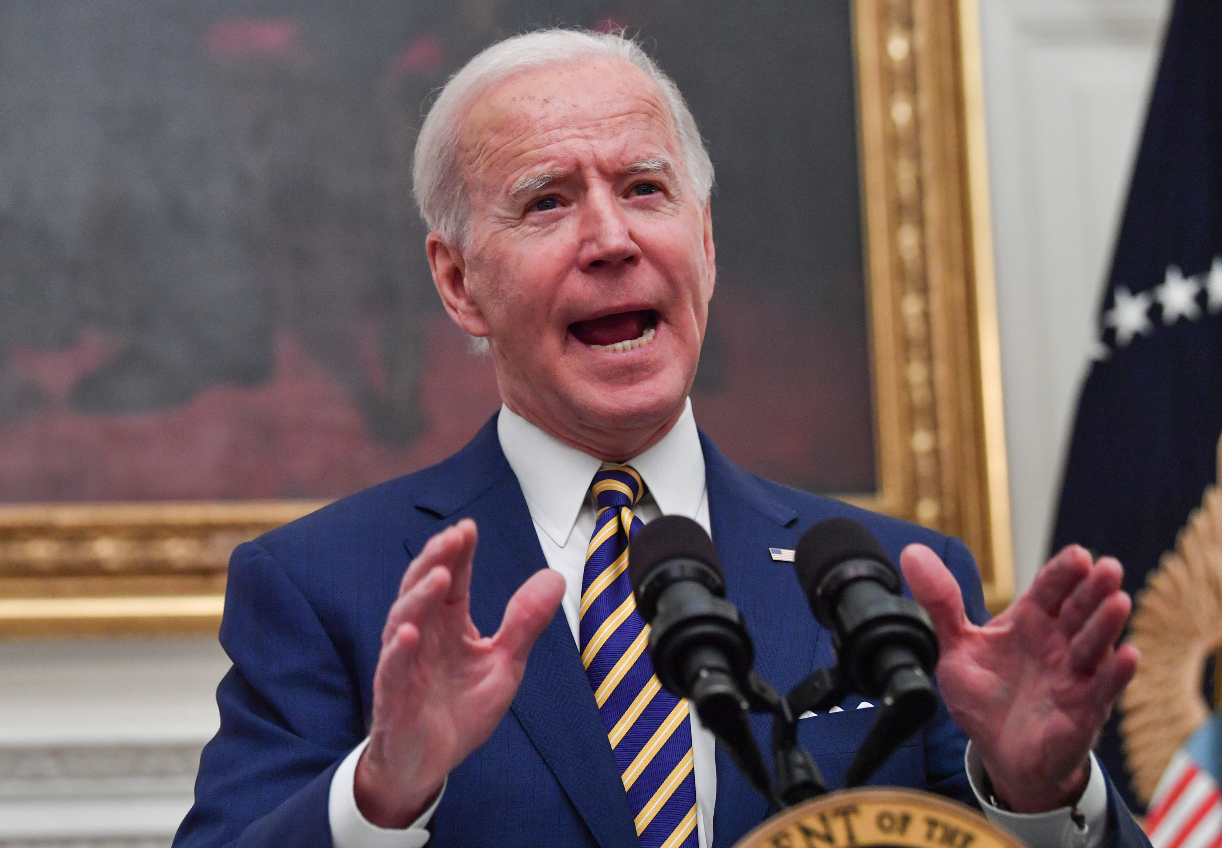 Biden anula el veto de Trump a las personas transgénero en el ejército de Estados Unidos