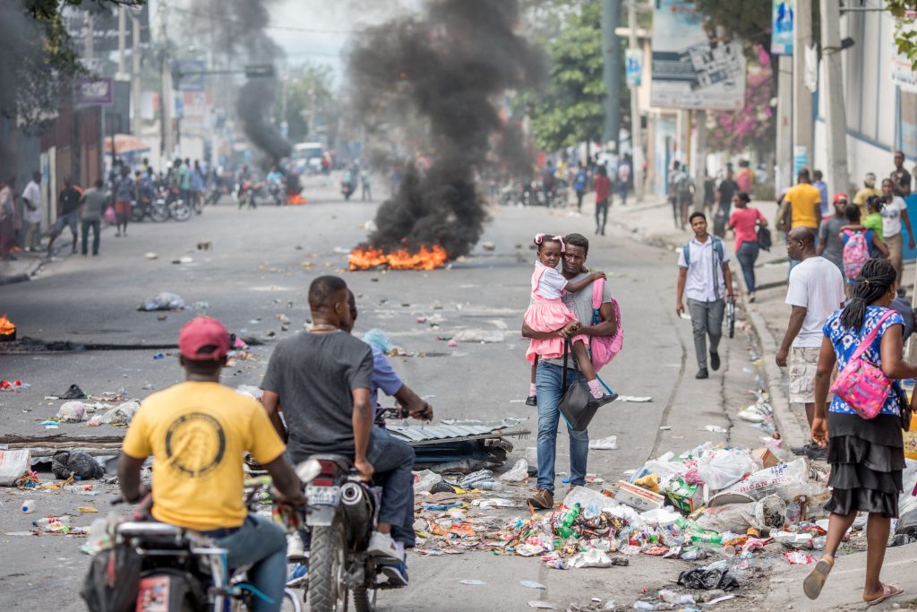 Disturbios en Haití: las impresionantes imágenes de las protestas para sacar del poder al presidente Moise