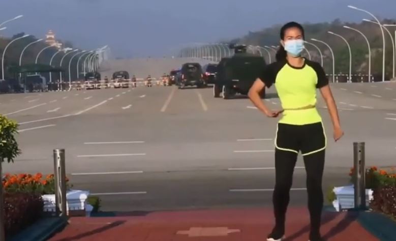 Myanmar: la historia de la profesora de gimnasia que grabó una clase mientras el golpe de Estado se gestaba a sus espaldas