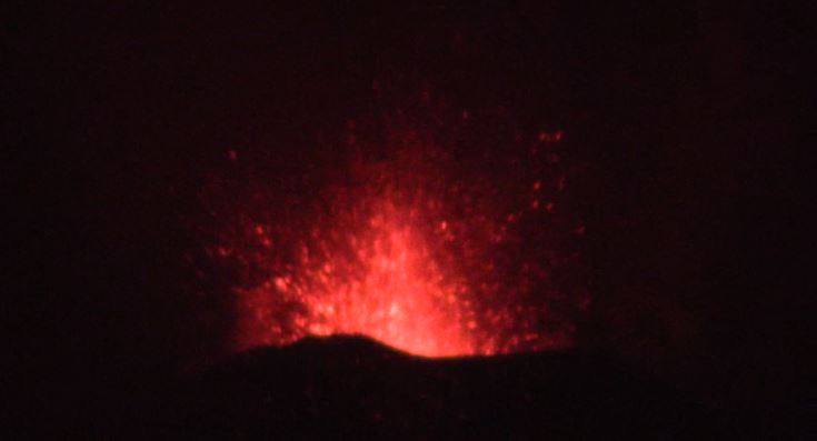Volcanes de Pacaya y Fuego siguen en actividad e Insivumeh recomienda activar protocolos de mitigación