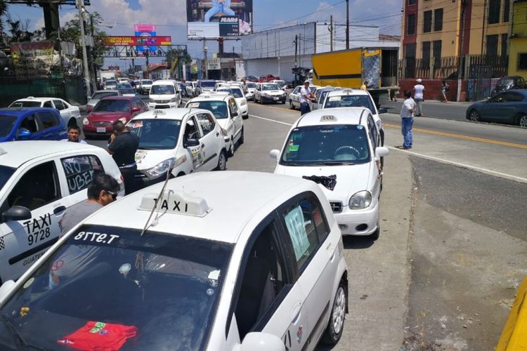 Tribunal le impone sanciones a un taxista por discriminación y esto deberá hacer