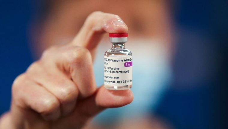Coronavirus: por qué Sudáfrica suspendió el lanzamiento de la vacuna de AstraZeneca