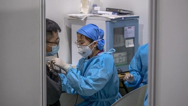 Expertos descubrieron que el coronavirus ya circulaba en Wuhan en diciembre, dice CNN
