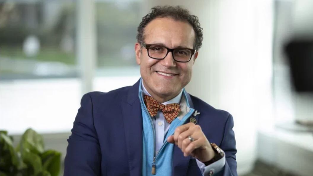 Alfredo Quiñones-Hinojosa: la increíble vida del Doctor Q, el neurocirujano con una “mente brillante” que escapó de México a Estados Unidos (y ahora Hollywood llevará su historia al cine)