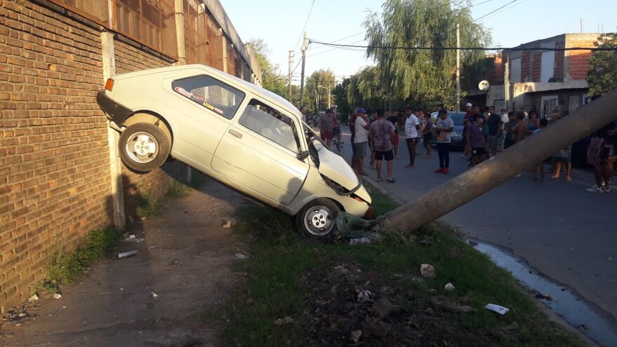 El triste caso de un adolescente que tomó el carro de su padre y mató a un hombre que iba con su hijo