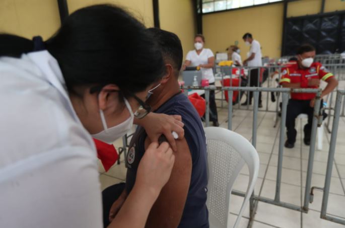 Incertidumbre viven algunos cuerpos de socorro ante la falta de fechas precisas para la vacunación contra el coronavirus
