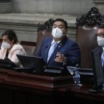 Coronavirus: Congreso pide vacunar a personal y periodistas que lo cubren