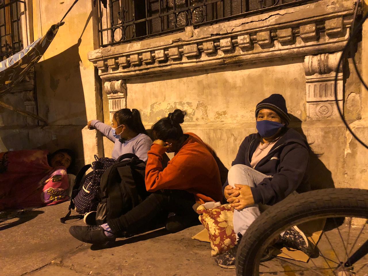 La tortura del centro de Salud: Comerciantes pasan hasta un mes tramitando la tarjeta de manipulación de alimentos