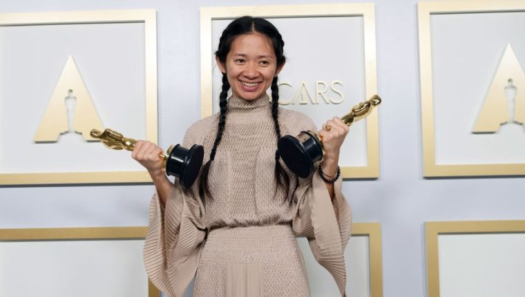 Óscar 2021: estas son las razones por las que China “silenció” la victoria de la directora pequinesa Chloé Zhao