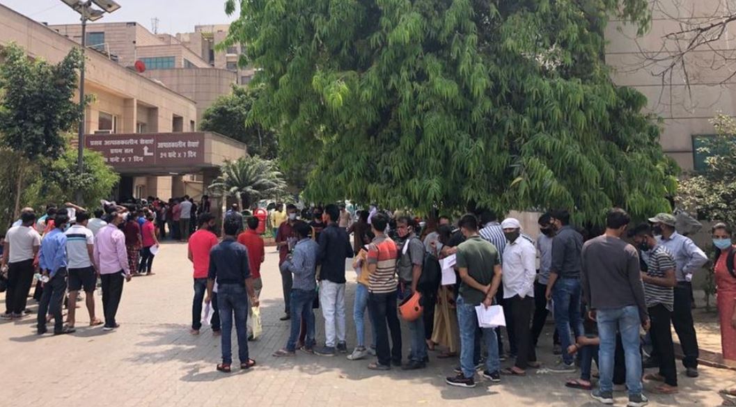 “Dondequiera que mires hay ambulancias y cadáveres”: cómo la segunda ola de la pandemia de coronavirus está devastando al estado más poblado de India