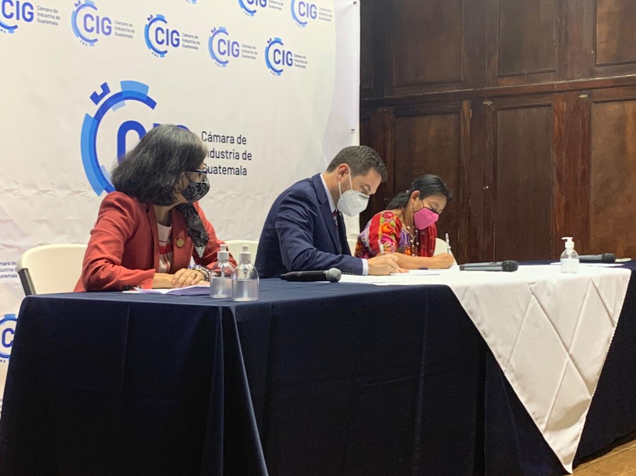 Convenio CIG y REI
