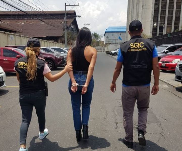 Capturan a mujer por lavado de dinero (y no es la primera vez