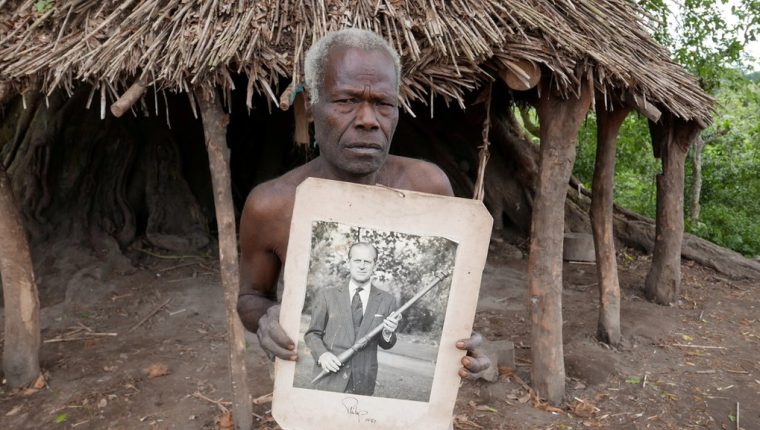 Príncipe Felipe: la tribu de Vanuatu que lamenta la muerte de su “dios”