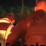 Videos: Bombero es capturado por agente de la PNC cuando cubría una emergencia en Barberena