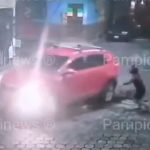 Video: el impactante momento en que automóvil arrolla a dos personas que se desplazaban en bicicleta