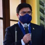 A pesar de presuntas falsificaciones, magistrado Rojas asume presidencia del TSE