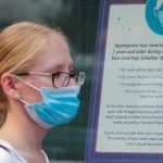 Coronavirus en EE.UU.: por qué las autoridades vuelven a recomendar el uso de mascarilla, incluso entre los vacunados