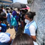 Alza de casos se mantiene en el país: Salud reporta de nuevo más de dos mil contagios nuevos en una semana crítica