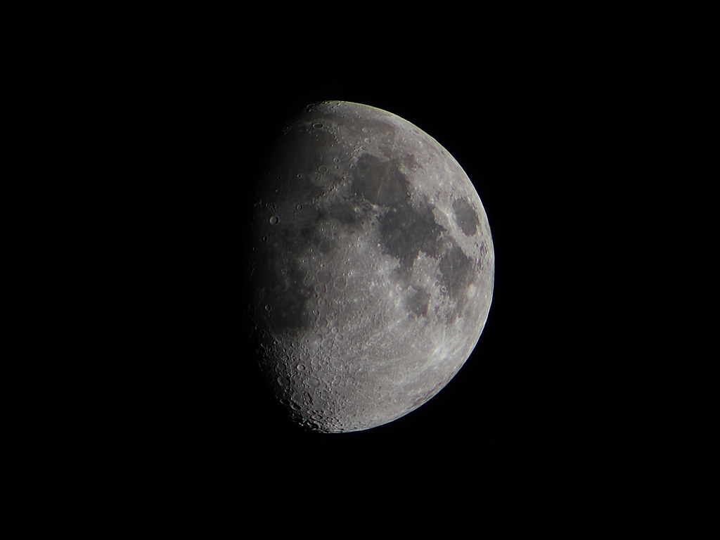Insólito: hombre paga US$138 por un terreno en la luna y así fue como descubrió que era una estafa