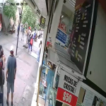 Video: Cámara registra el derrumbe del techo de una zapatería en Guadalajara